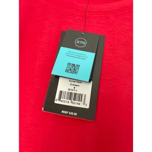 4 Fourlaps Curved Athletic Tank Top Crimson Women's Size Small Gym Training NEW - Picture 13 of 13